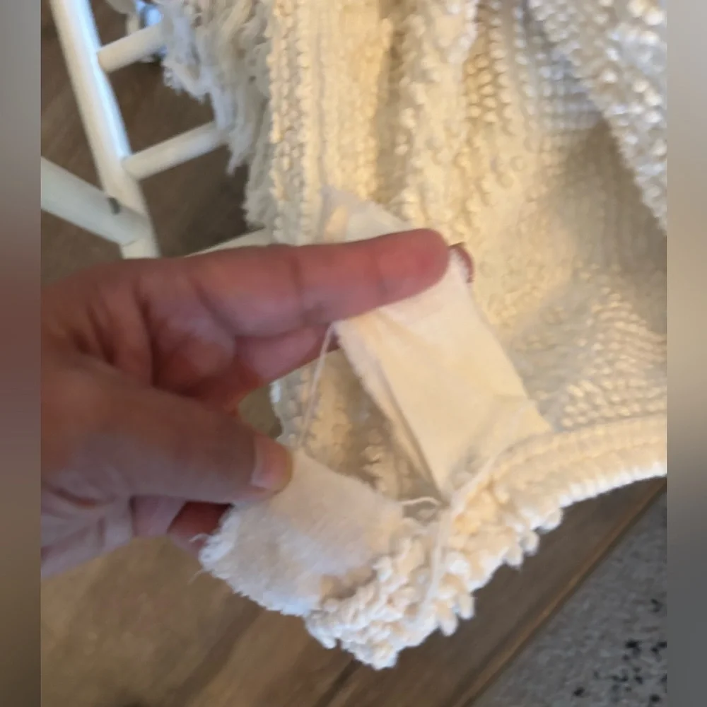 Vintage White Chenille Hobnail/tufts bedspread